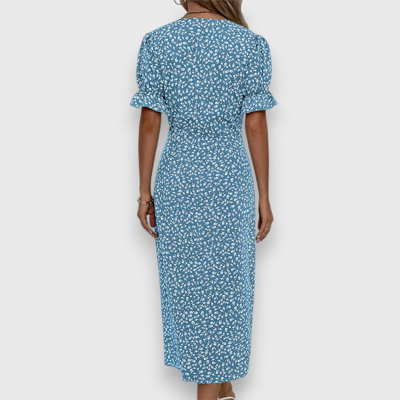 Tessina – Elegancka Kwiatowa Sukienka